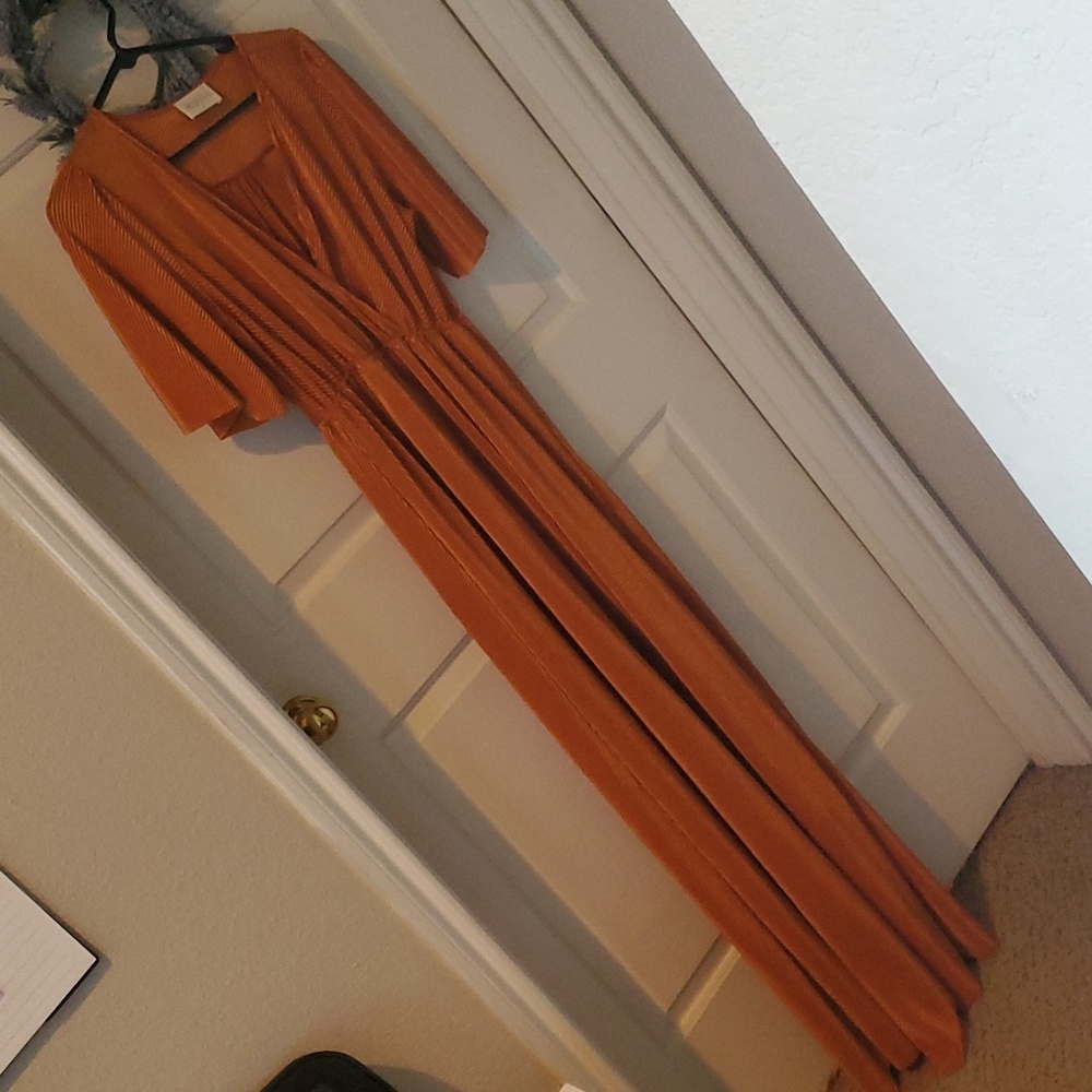 Bella Ella Maxi Dress